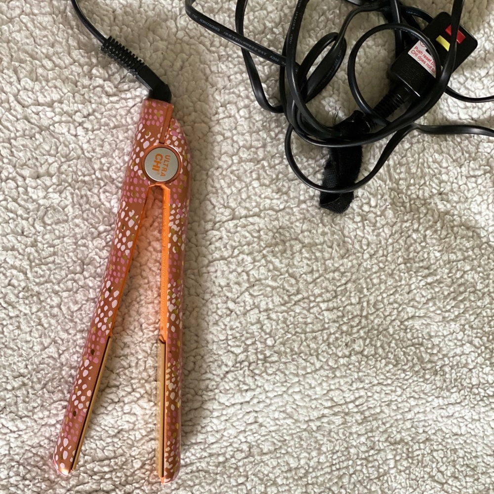 Ultra chi flat iron
